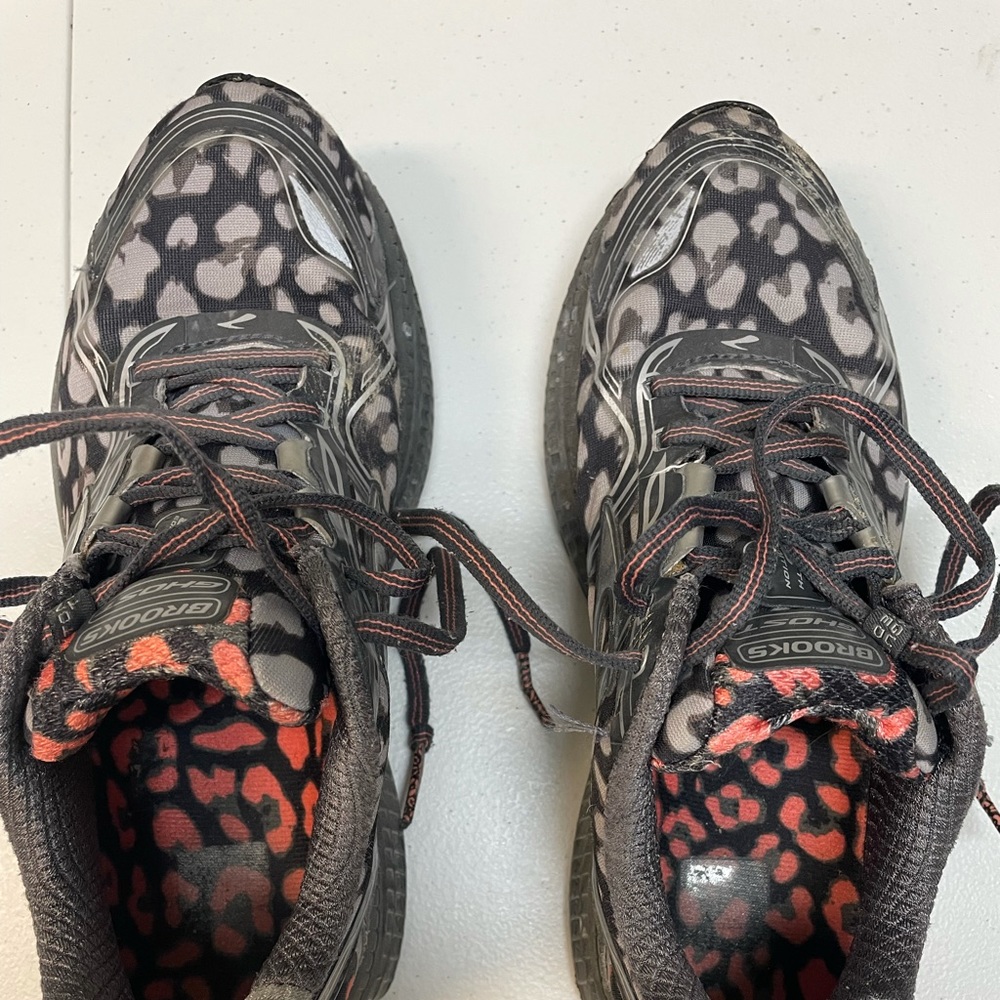 Women’s Brooks Ghost 8 running shoes